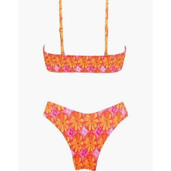 VOLAFA Triangle Smocked Textured bikini - Picture 2 of 6